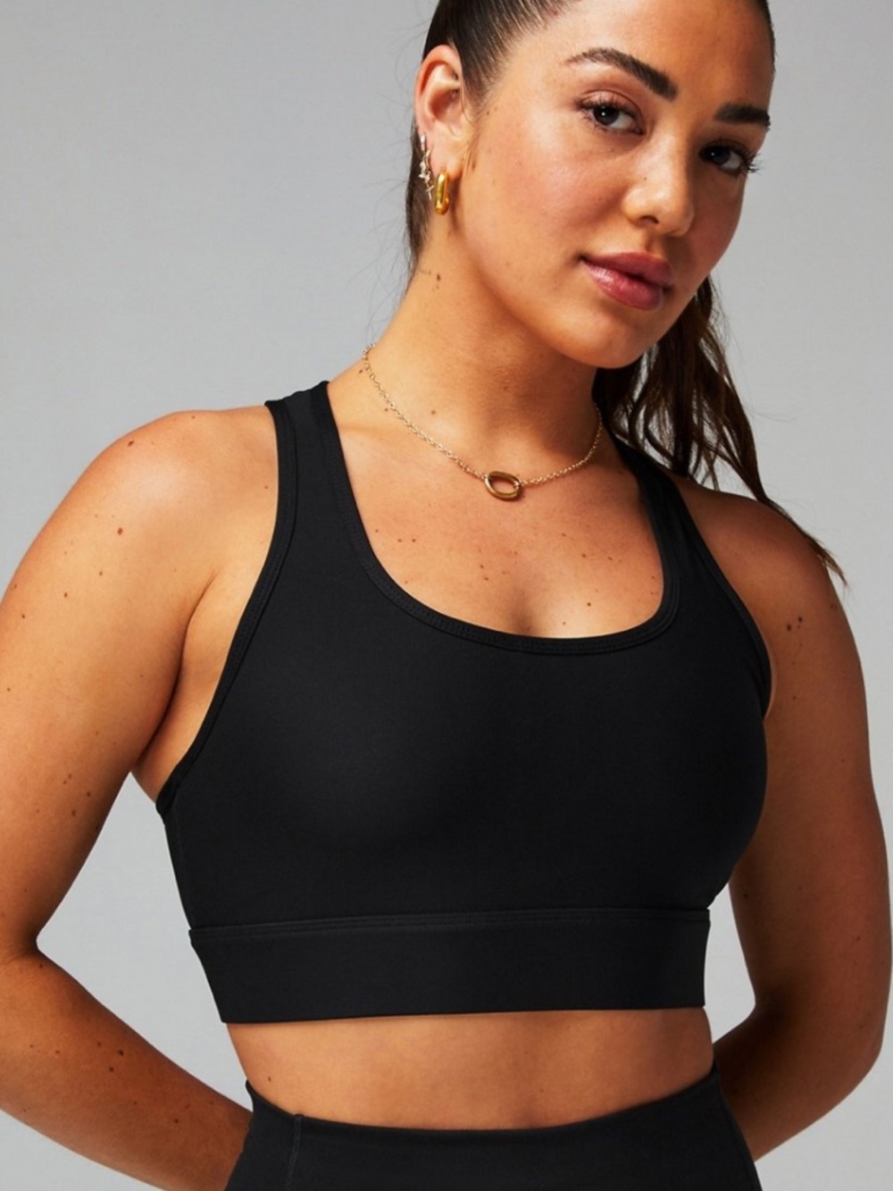 Fabletics Everpine On-The-Go Medium Impact Sports Bra - Picture 4 of 11